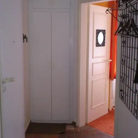 Nr 17 Im Kapitaensgarten * Prerow