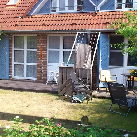 Appartement Nr 17 Im Kapitaensgarten Prerow